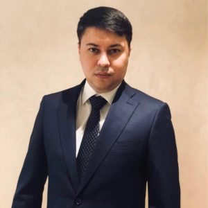 Имя Азизбек по китайски 阿茲別克 транслитом Ā zī bié kè