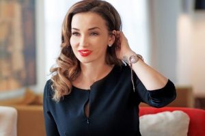Имя Анфиса по китайски 安菲薩 транслитом Ān fēi Sà