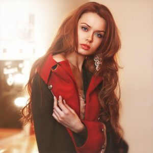 Имя Надежда по китайски 娜傑日達 транслитом Nà Jié Rì Dā
