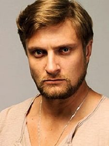 Имя Руслан по китайски