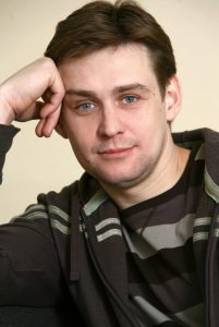 Имя Виталий по китайски 維塔利 транслитом Wéi Tǎ Lì